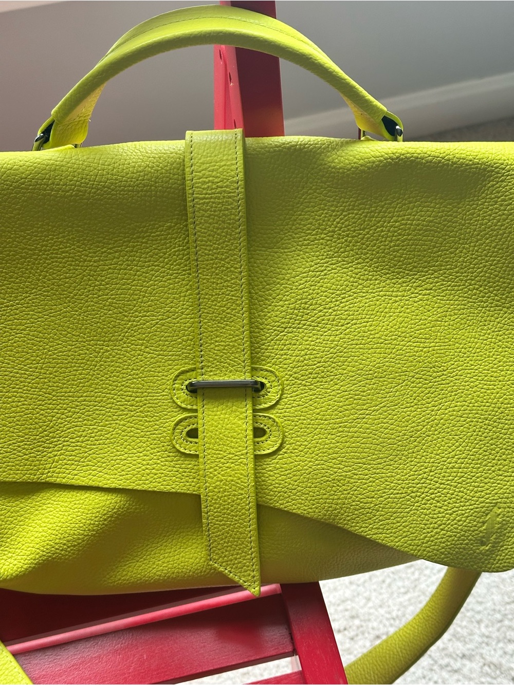 New John Fluevog Lime Green Grain Leather Satchel Handbag -Slouchy - Picture 7 of 9